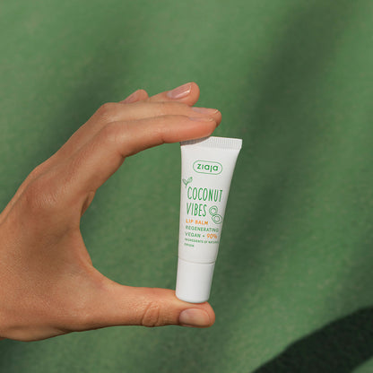 Ziaja Coconut Vibes Lippenbalsam 10 ml – nährender Schutz für trockene Lippen