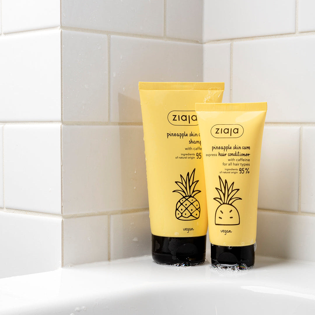 Das Ziaja Pineapple Haarpflegeprodukte reinigt Kopfhaut und Haar gründlich und duften exotisch. 