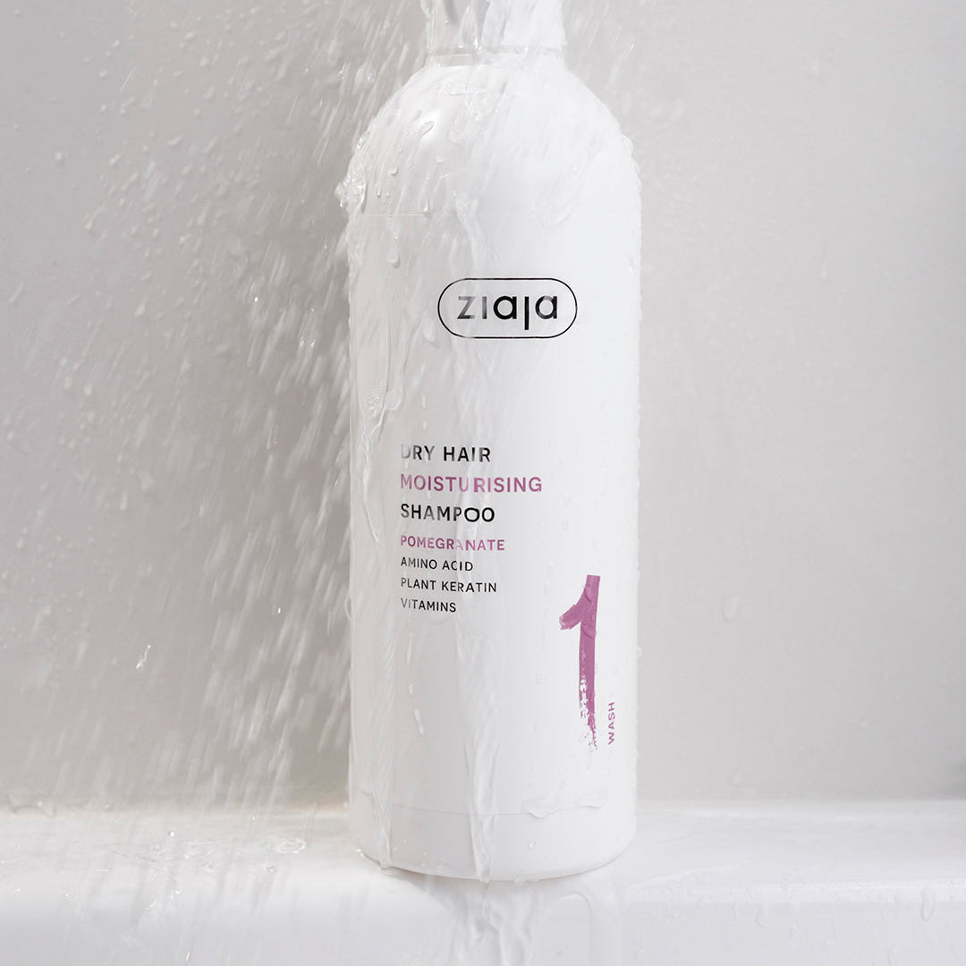 Ziaja Plant Essentials feuchtigkeitsspendendes Granatapfel Shampoo für trockenes Haar 400 ml